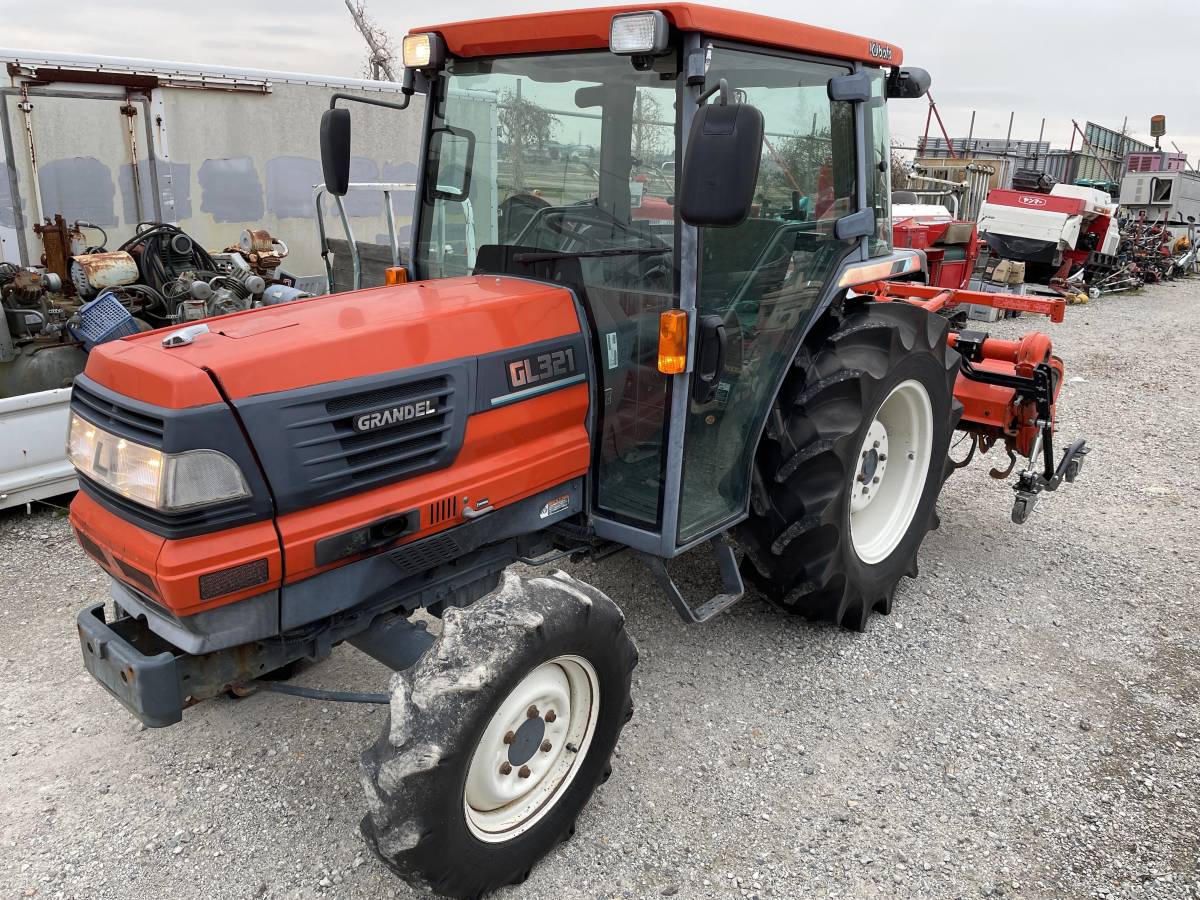 Kubota gl 53 вес трактора. Тракторы 2023 год. Kubota gl 46 технические характеристики.