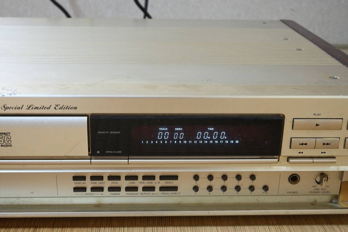 Item photo