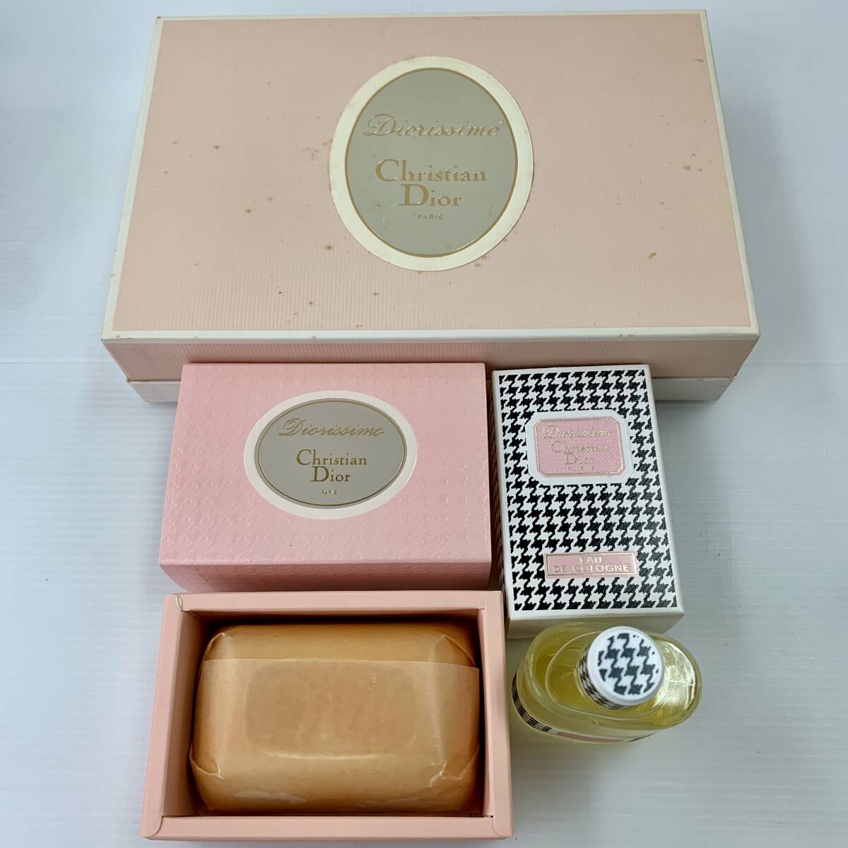 Item photo
