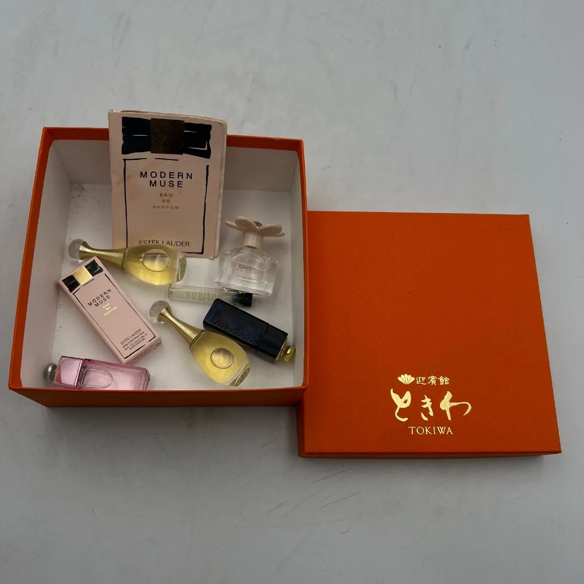 Item photo