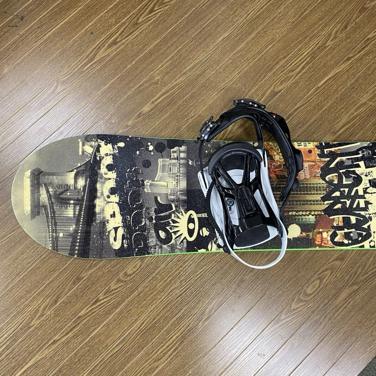 Item photo