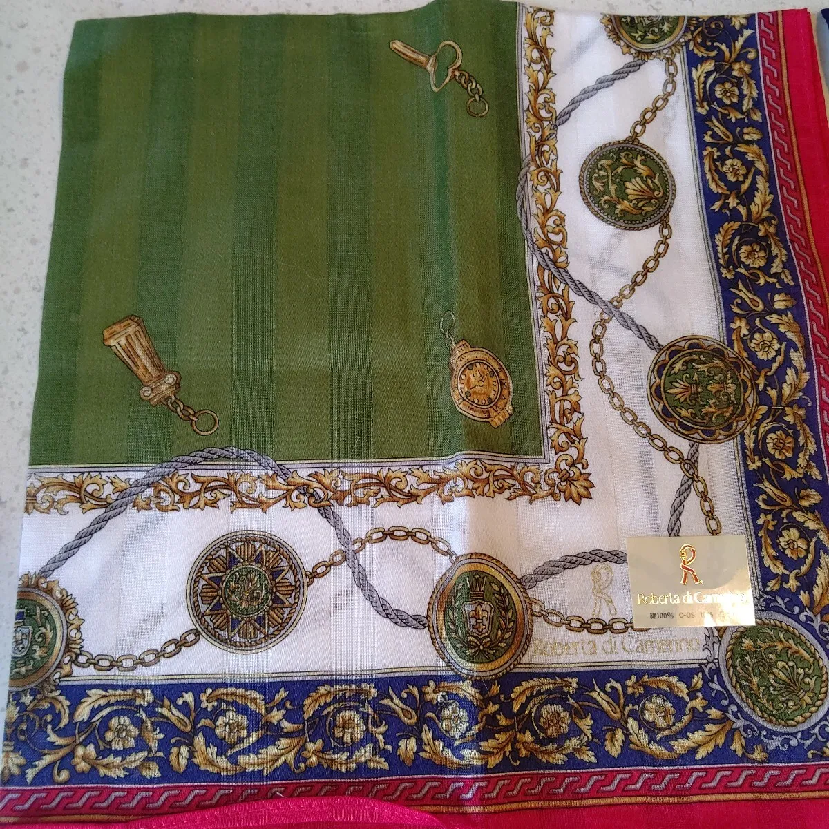 Item photo