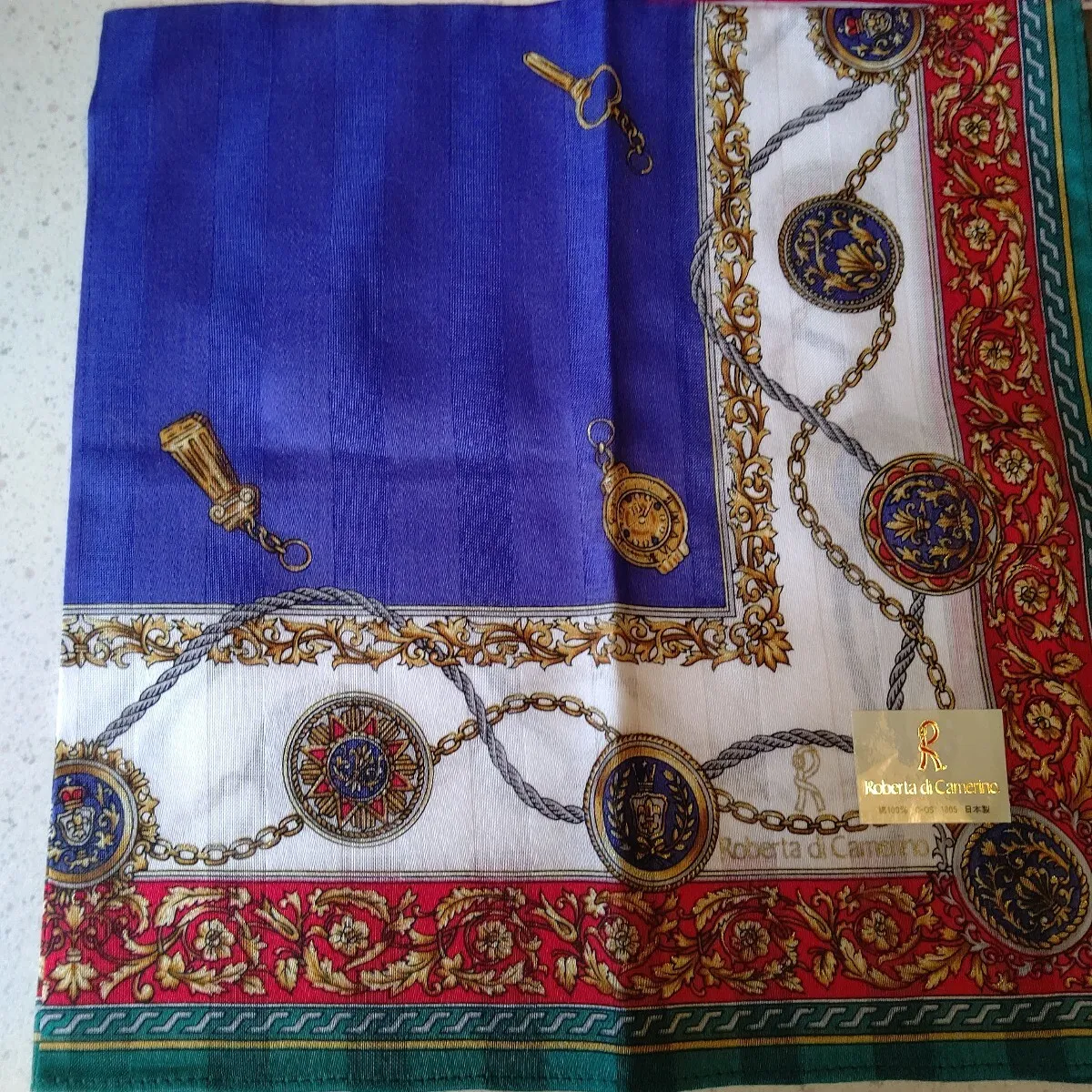 Item photo