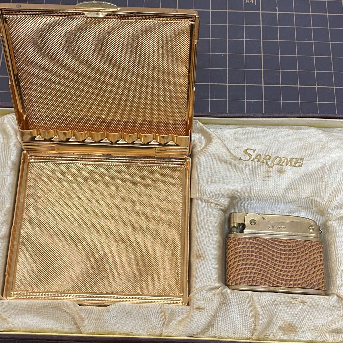 Item photo