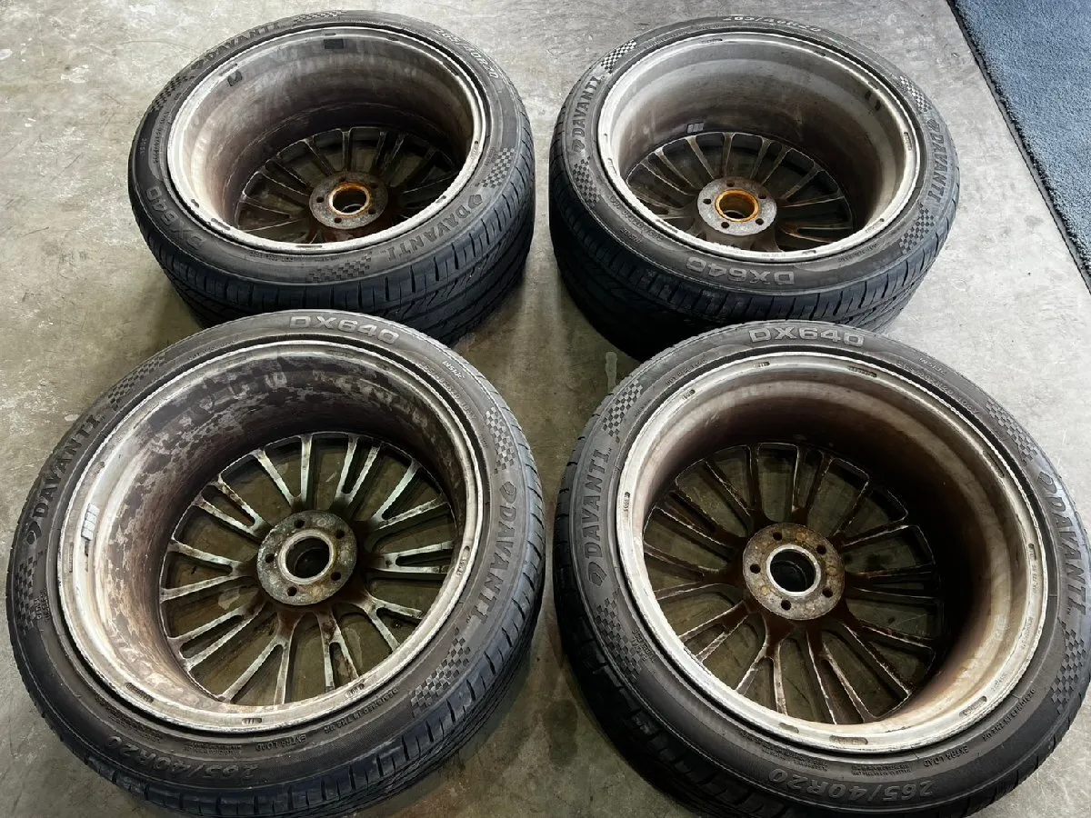Item photo