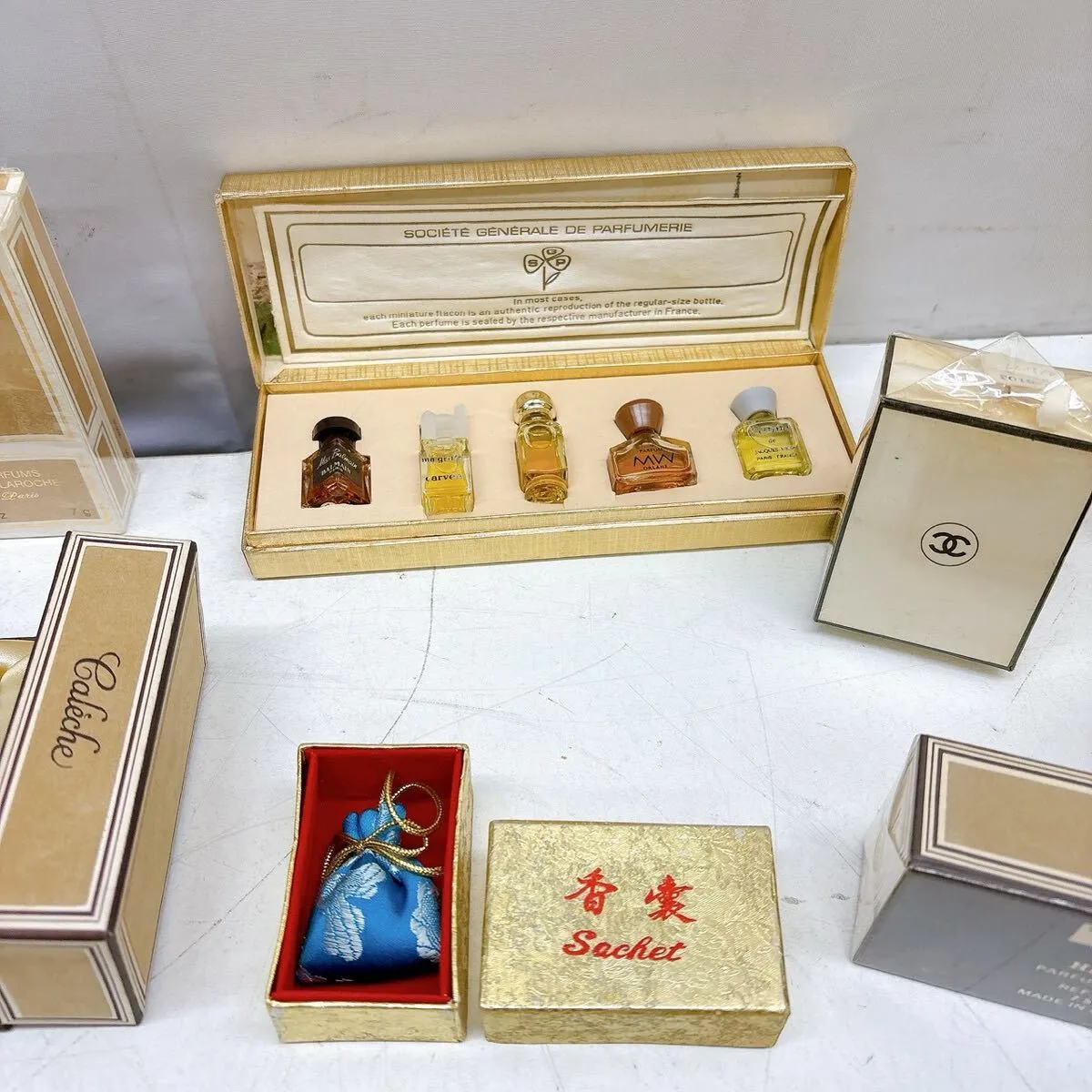 Item photo
