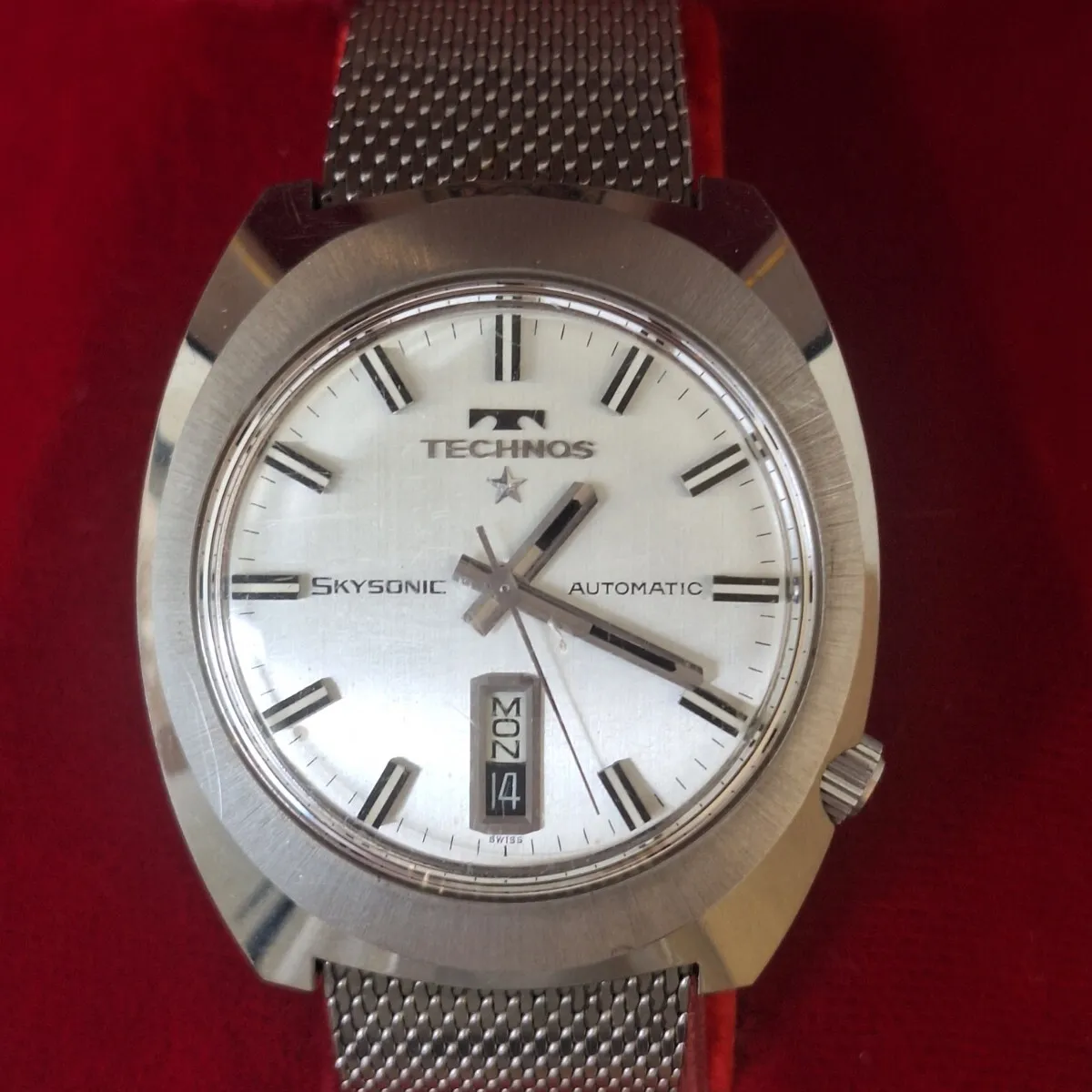 Item photo