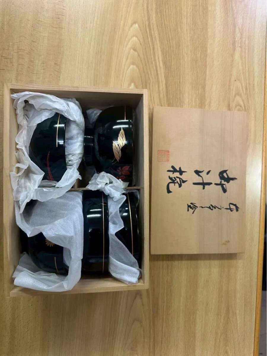 Item photo