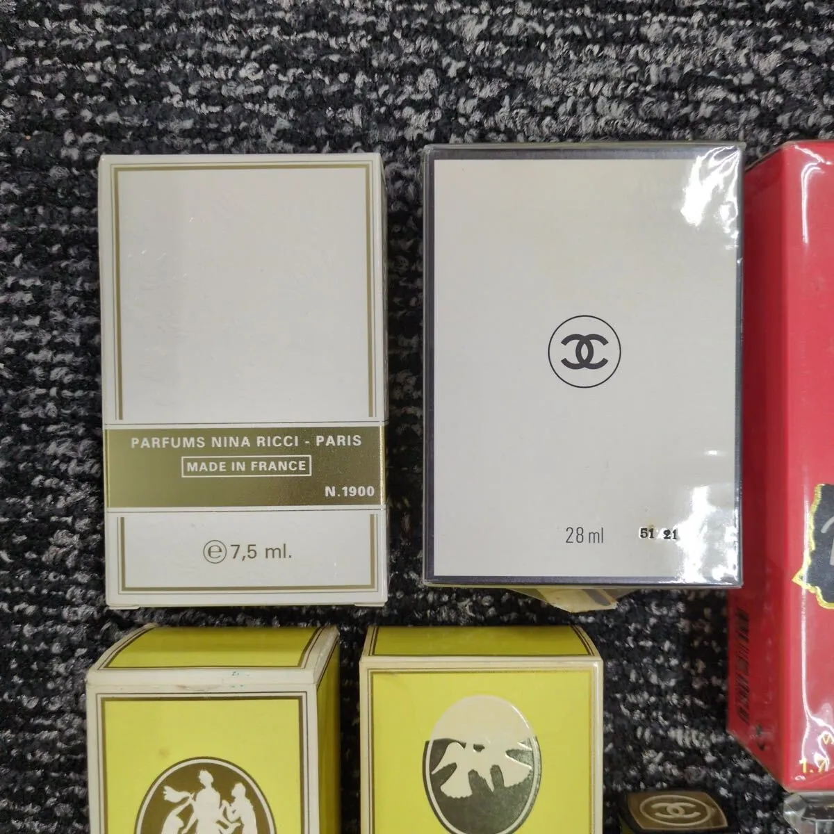 Item photo