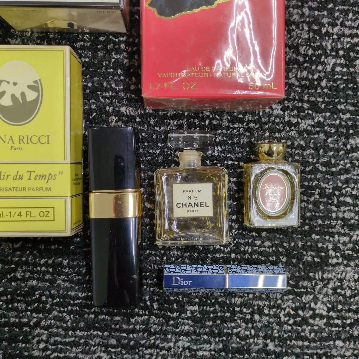 Item photo